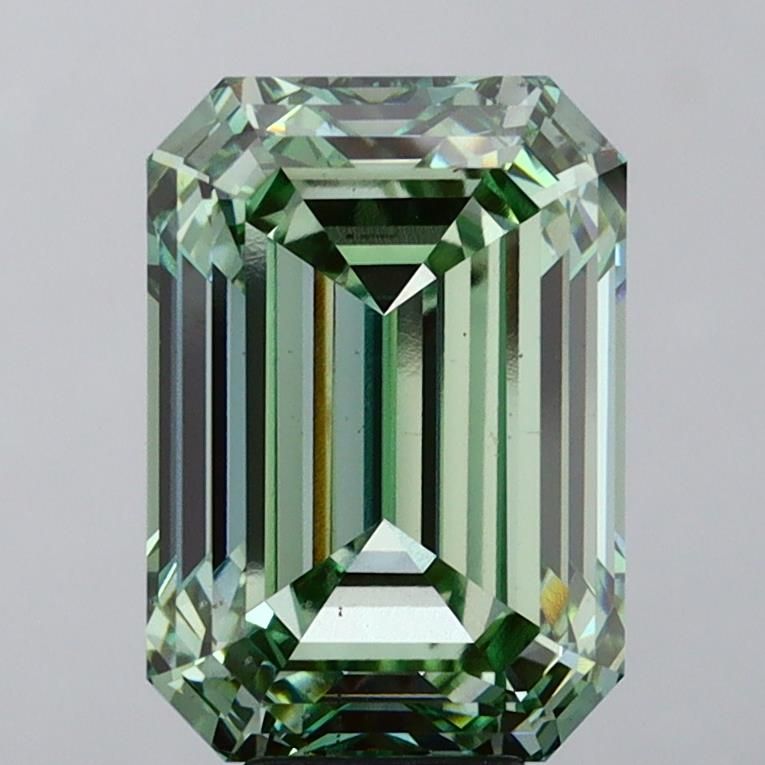 EMERALD Lab Grown Diamond