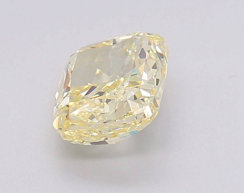 CUSHION BRILLIANT Lab Grown Diamond