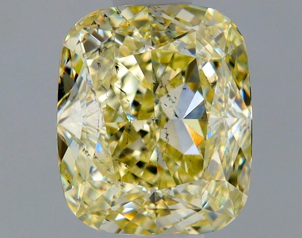 CUSHION BRILLIANT Natural Diamond