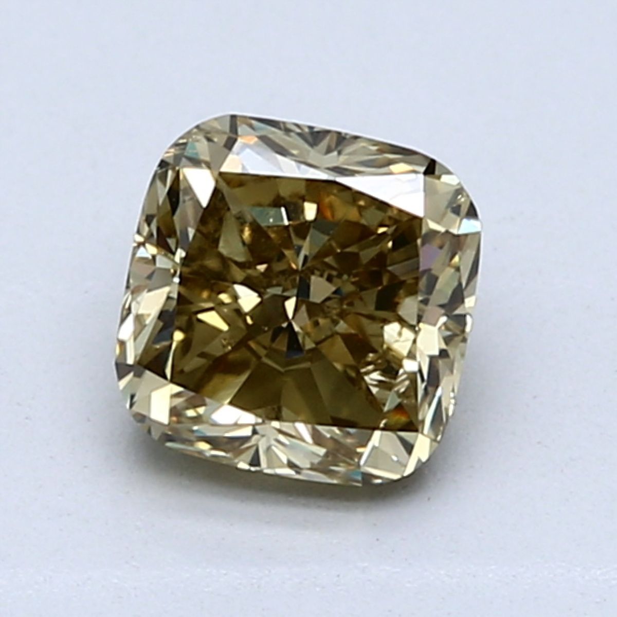 CUSHION BRILLIANT Natural Diamond