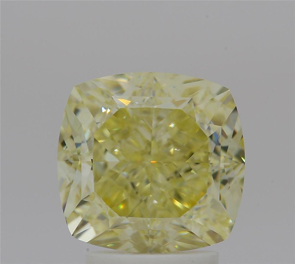 CUSHION BRILLIANT Natural Diamond