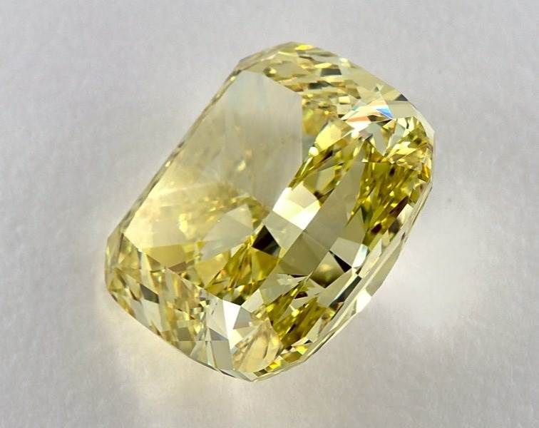 CUSHION BRILLIANT Natural Diamond