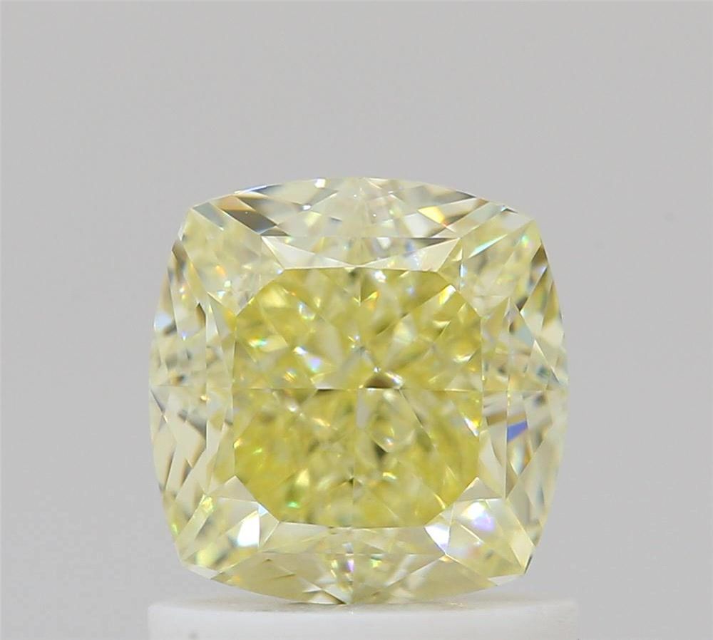 CUSHION BRILLIANT Natural Diamond