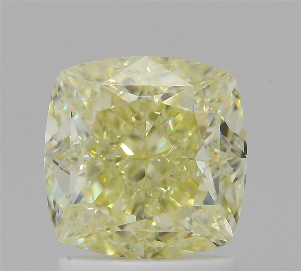 CUSHION BRILLIANT Natural Diamond