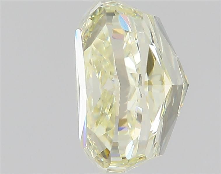 CUSHION BRILLIANT Natural Diamond