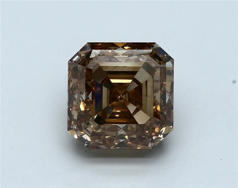 SQUARE EMERALD Natural Diamond