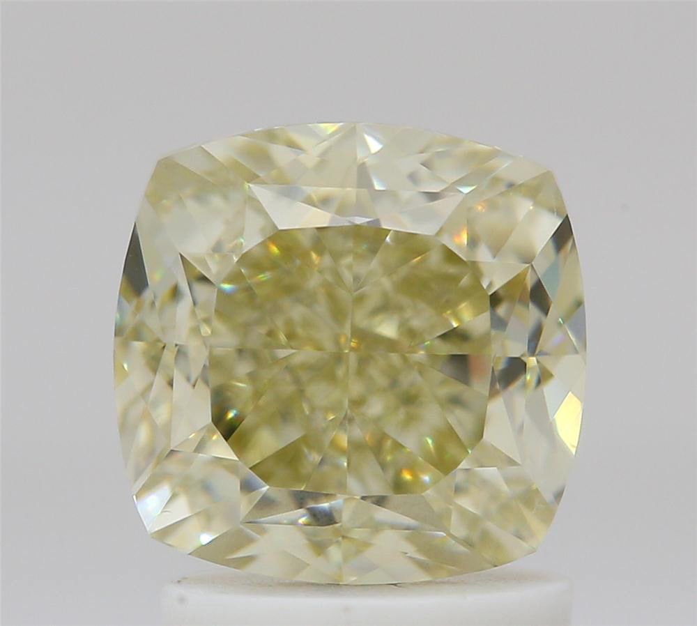 CUSHION BRILLIANT Natural Diamond