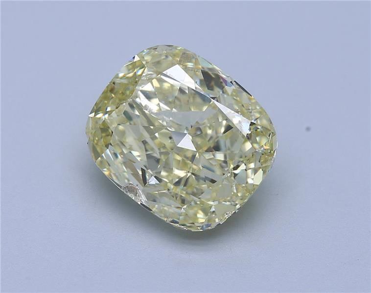 CUSHION BRILLIANT Natural Diamond