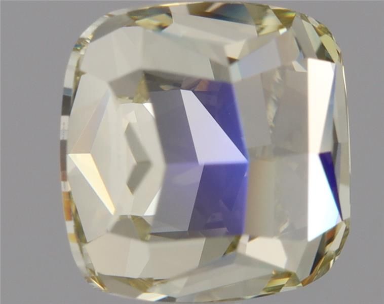 CUSHION BRILLIANT Natural Diamond