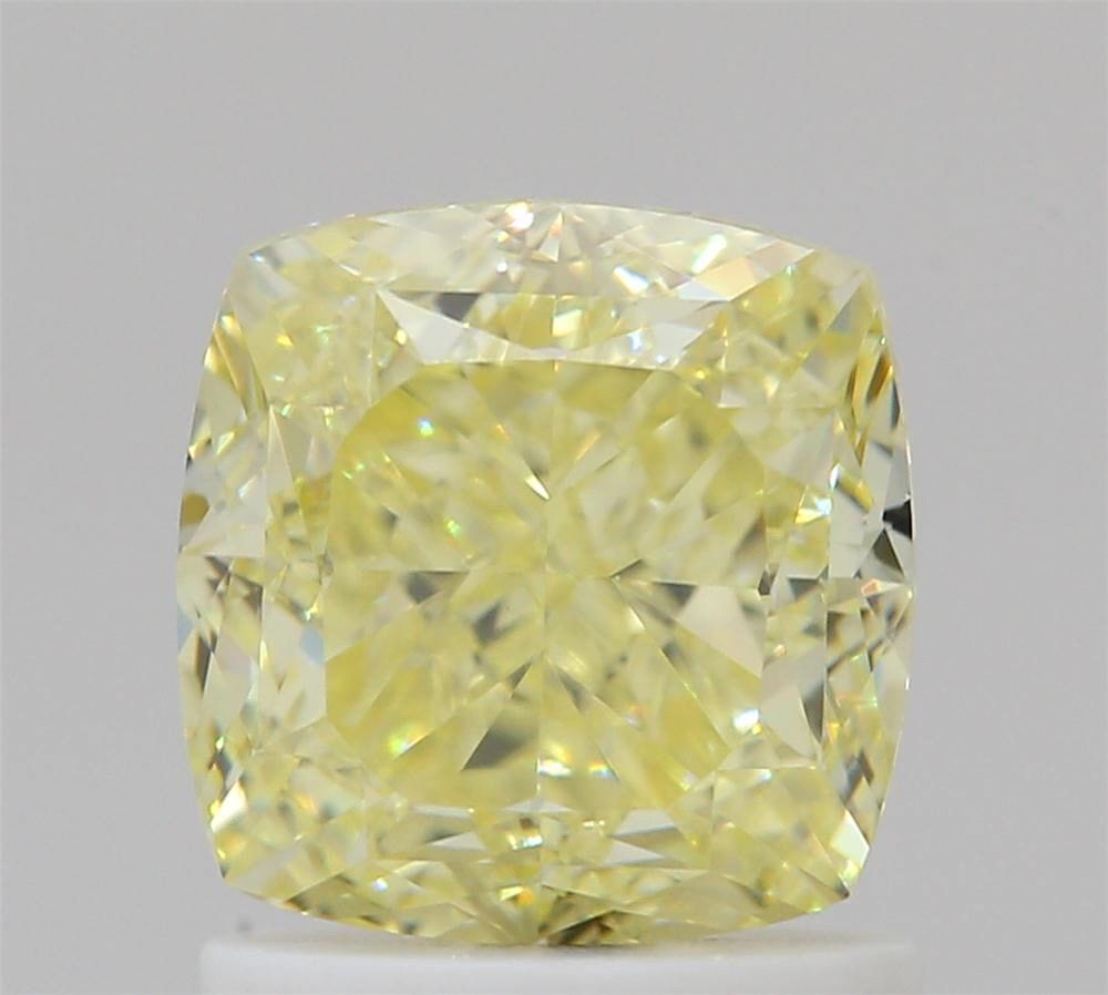 CUSHION BRILLIANT Natural Diamond