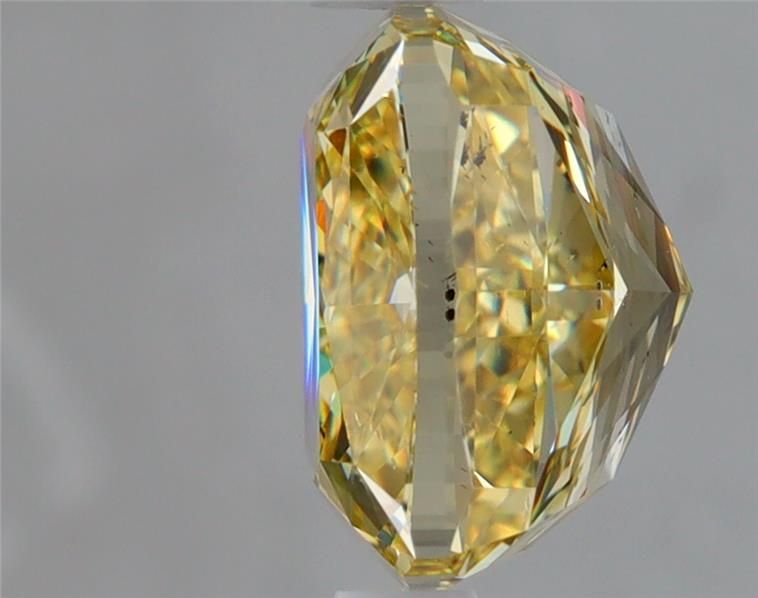 CUSHION BRILLIANT Natural Diamond