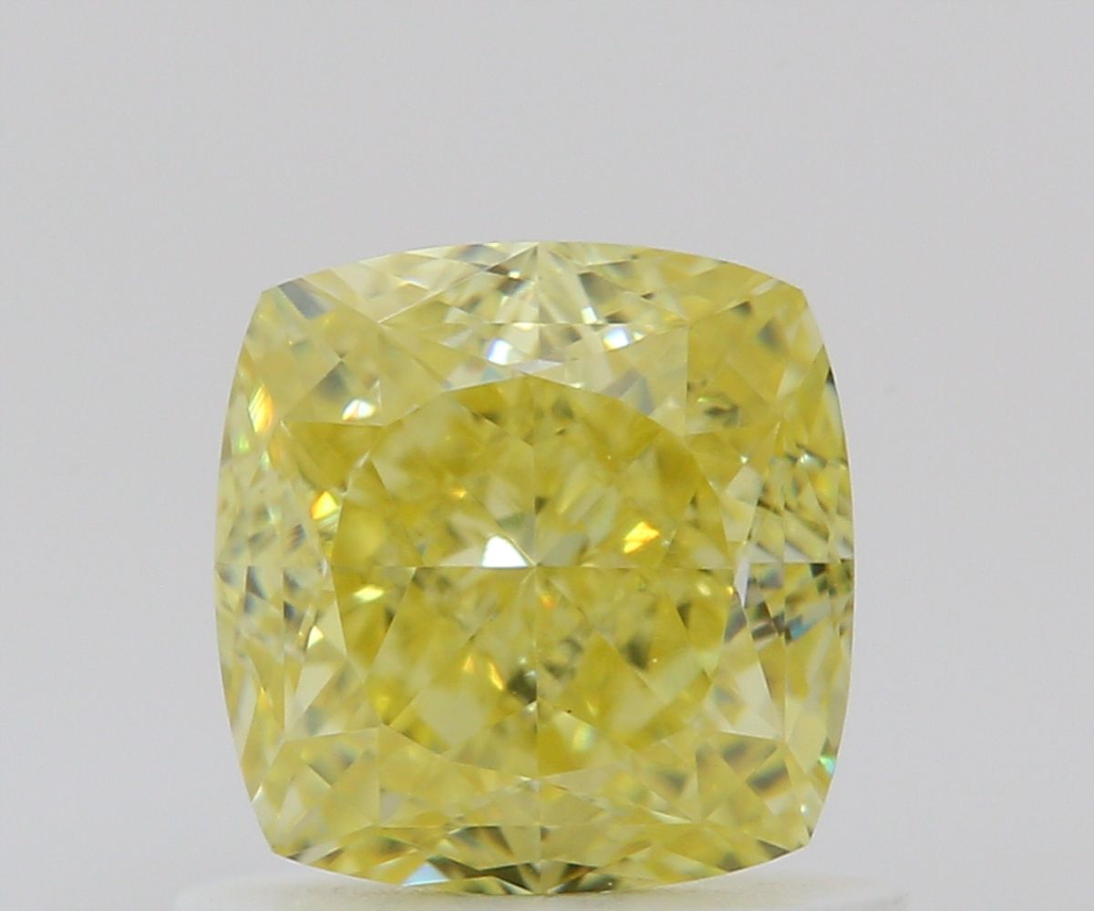 CUSHION BRILLIANT Natural Diamond