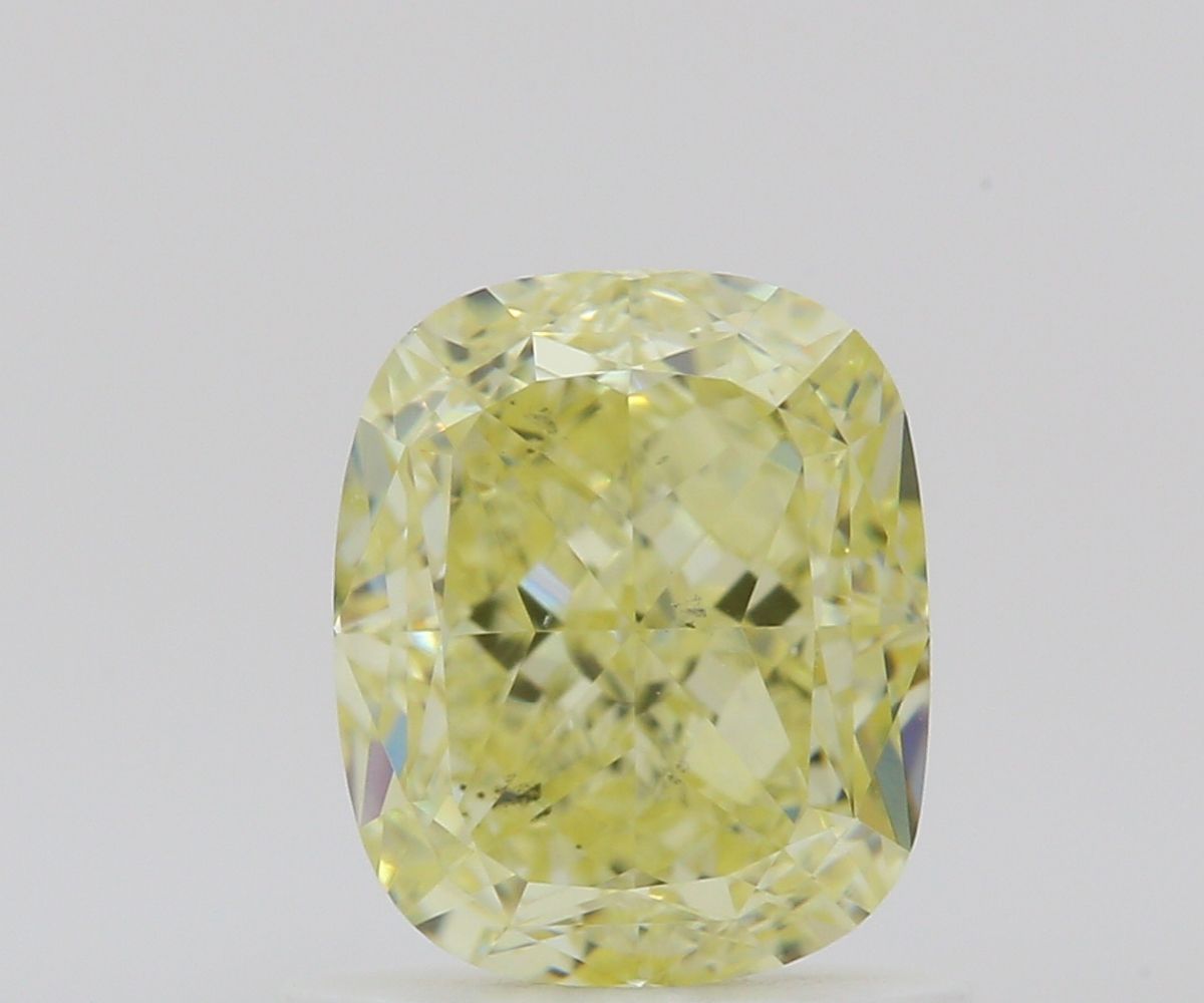 CUSHION BRILLIANT Natural Diamond