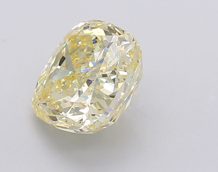 CUSHION BRILLIANT Lab Grown Diamond