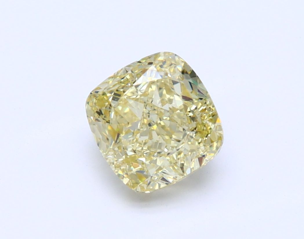 CUSHION BRILLIANT Natural Diamond