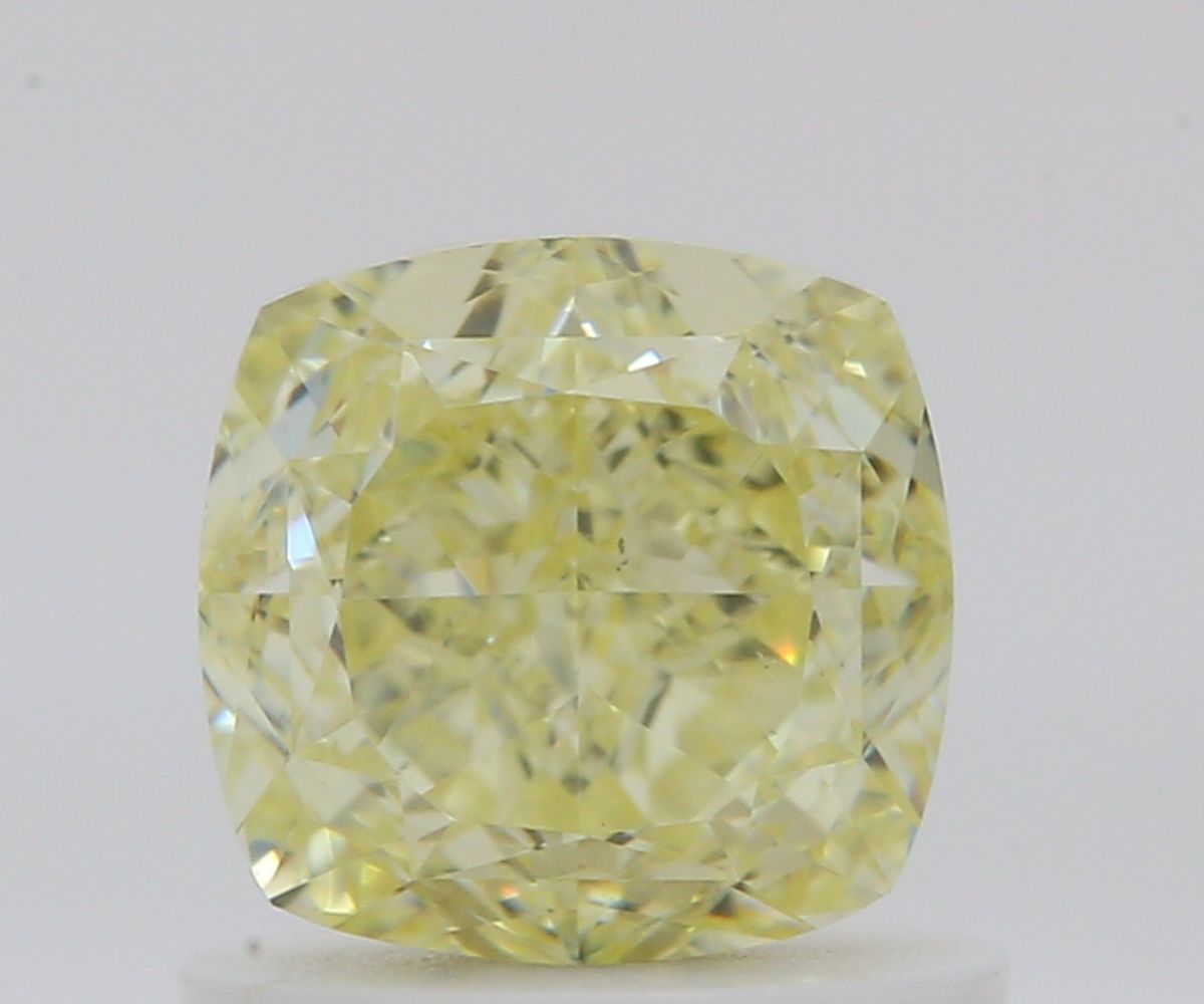 CUSHION BRILLIANT Natural Diamond