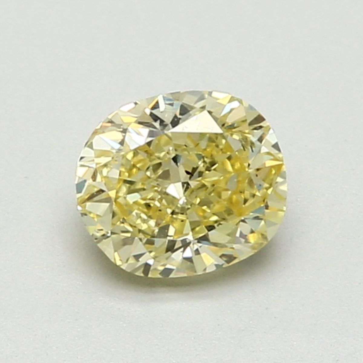 CUSHION BRILLIANT Natural Diamond