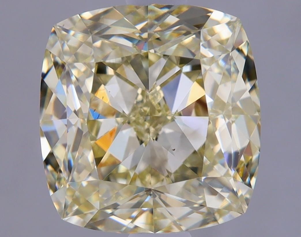 CUSHION BRILLIANT Natural Diamond