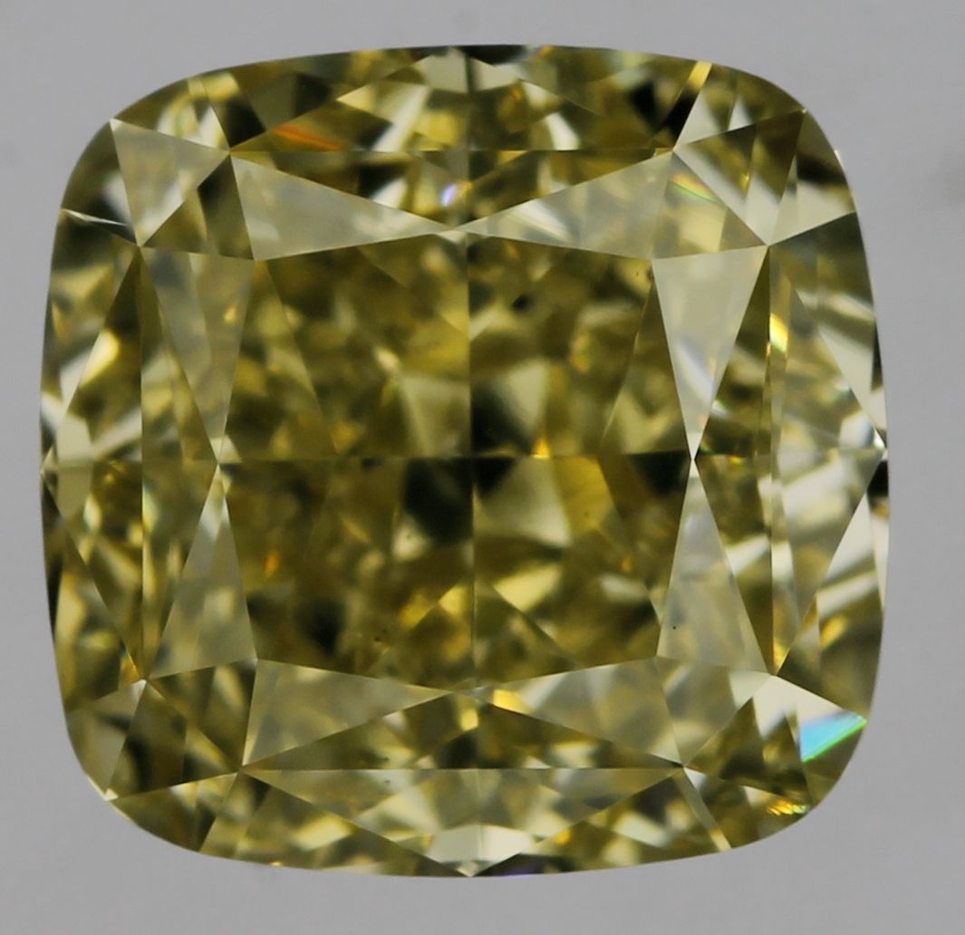 CUSHION BRILLIANT Natural Diamond