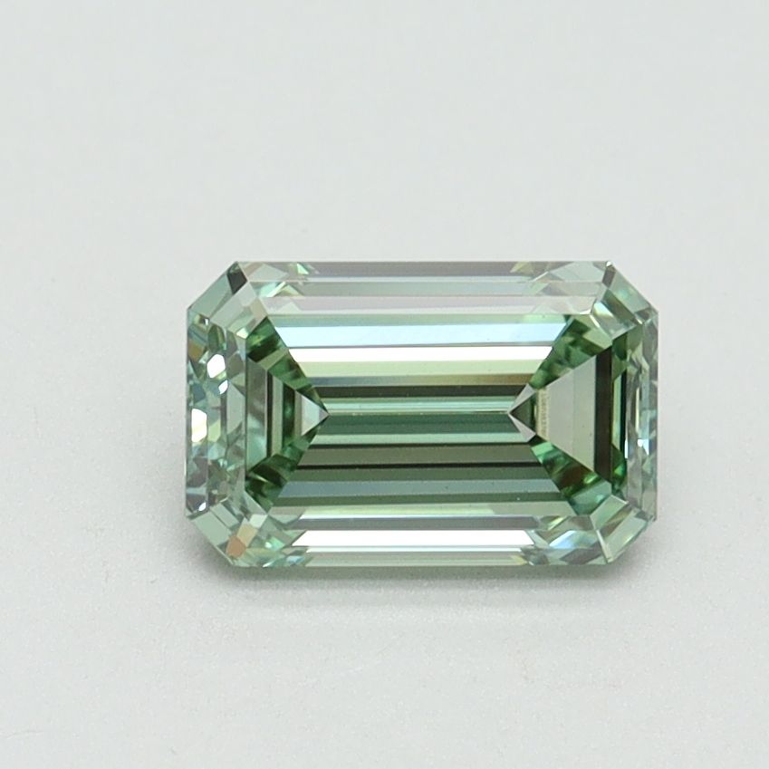 EMERALD Lab Grown Diamond