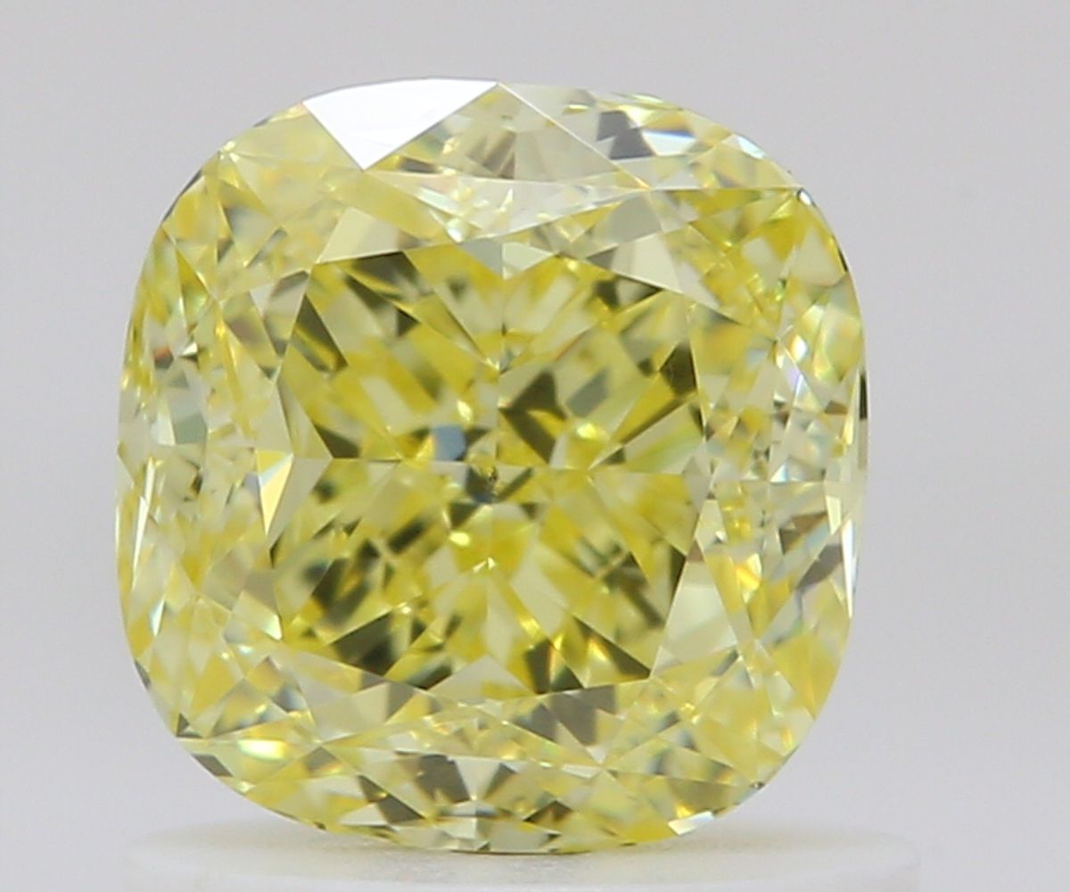 CUSHION BRILLIANT Natural Diamond