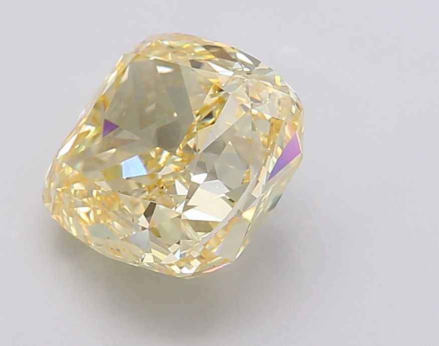 CUSHION BRILLIANT Lab Grown Diamond