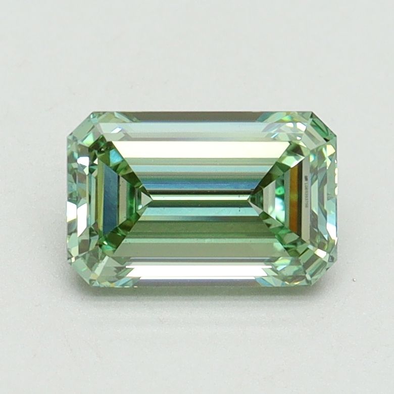 EMERALD Lab Grown Diamond