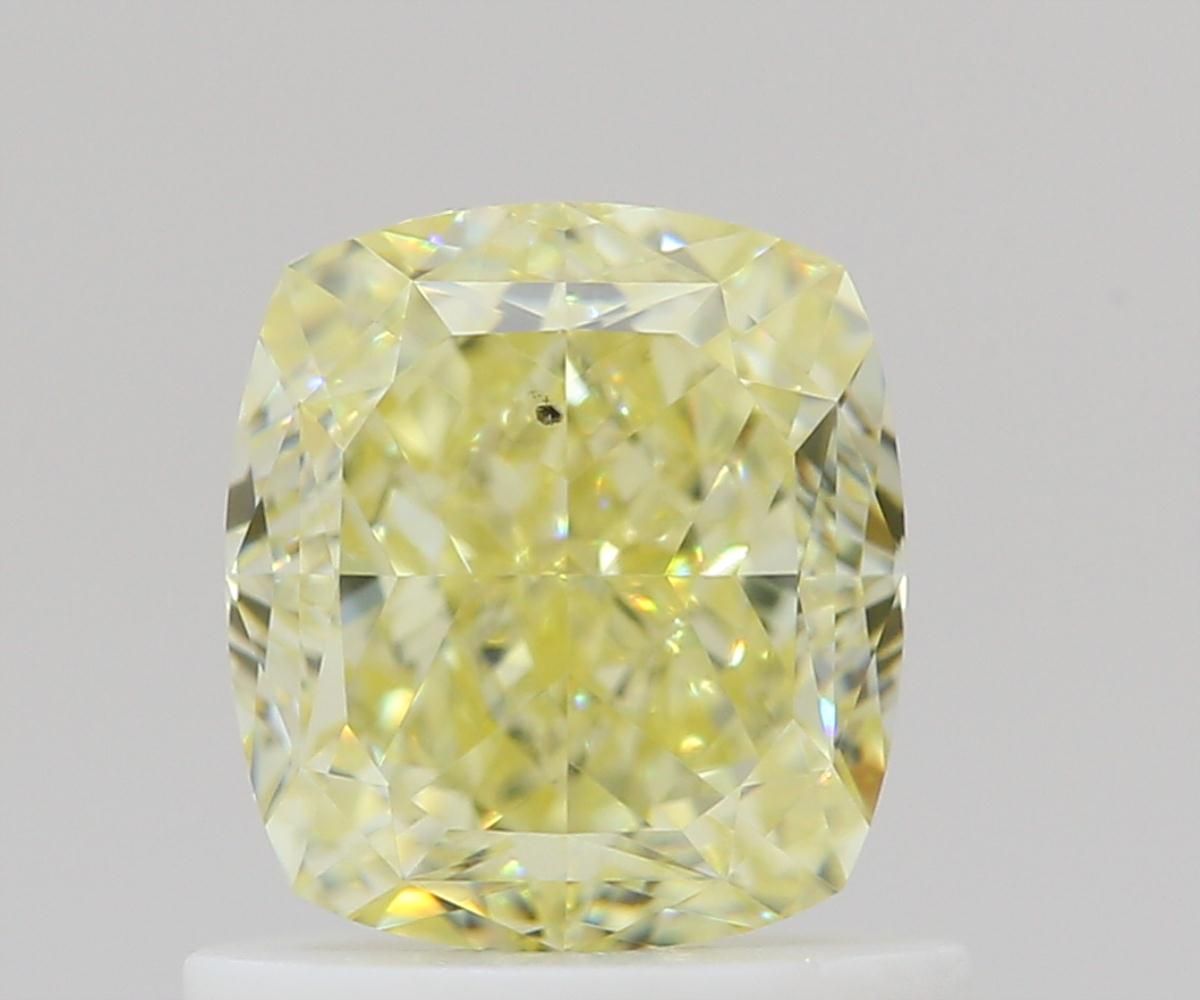 CUSHION BRILLIANT Natural Diamond