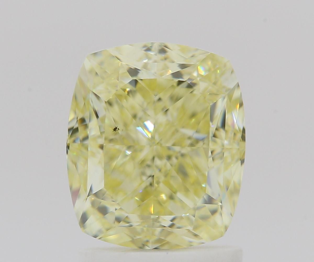 CUSHION BRILLIANT Natural Diamond