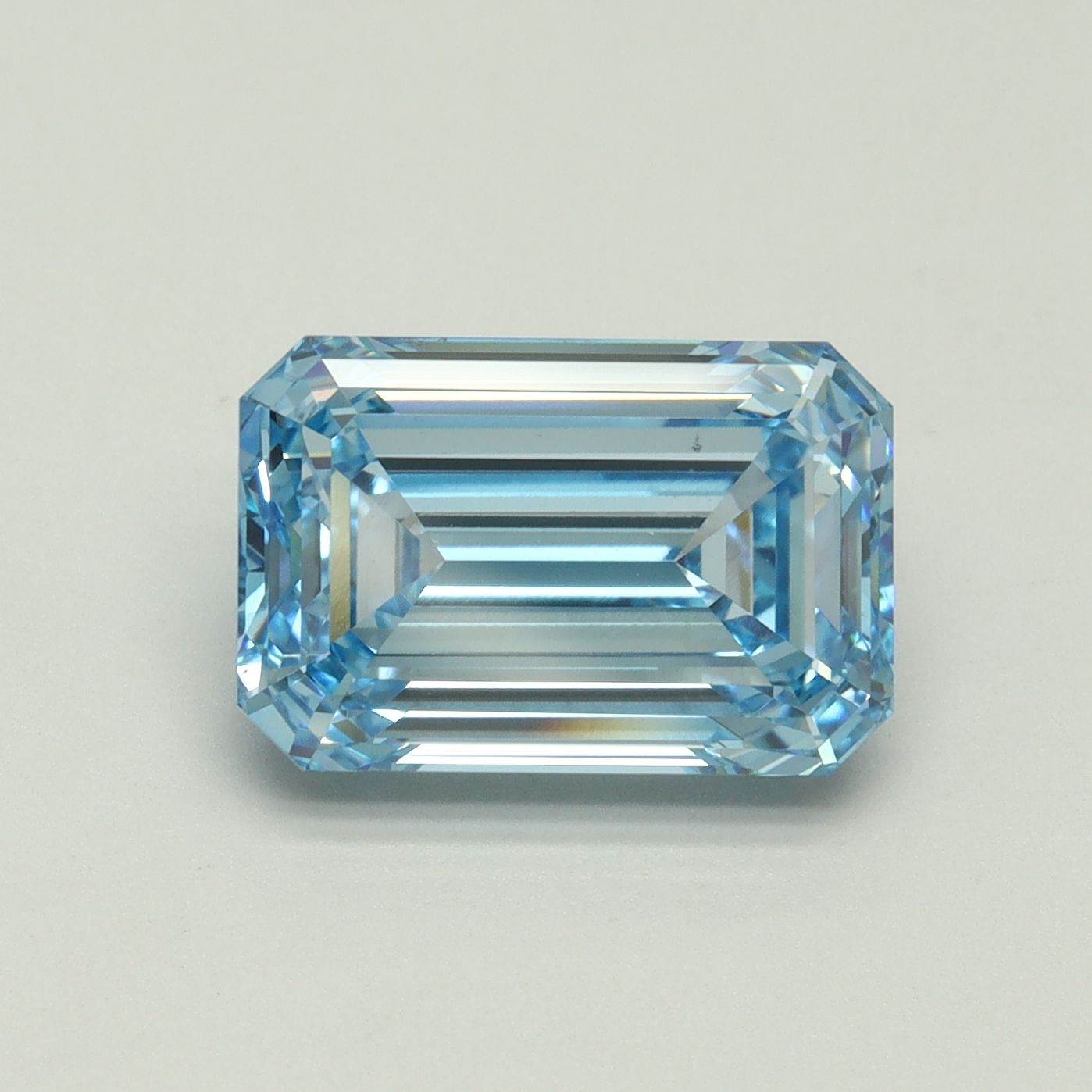 EMERALD Lab Grown Diamond