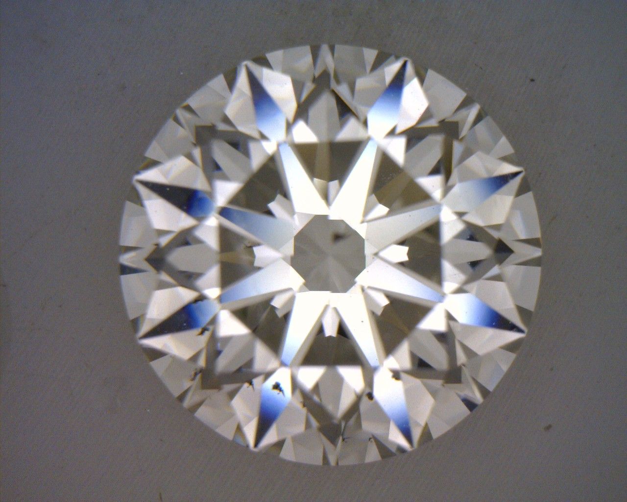 ROUND Natural Diamond