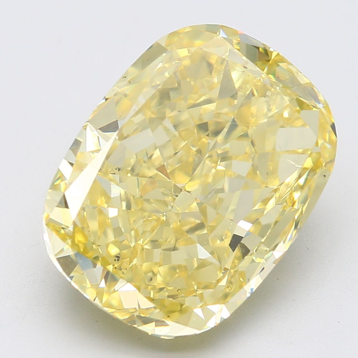 CUSHION BRILLIANT Natural Diamond