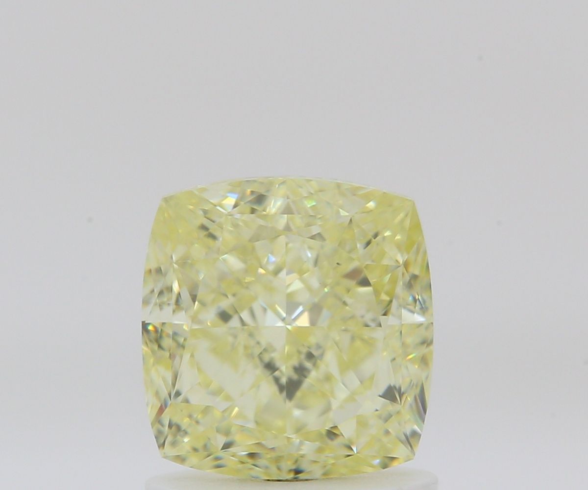 CUSHION BRILLIANT Natural Diamond