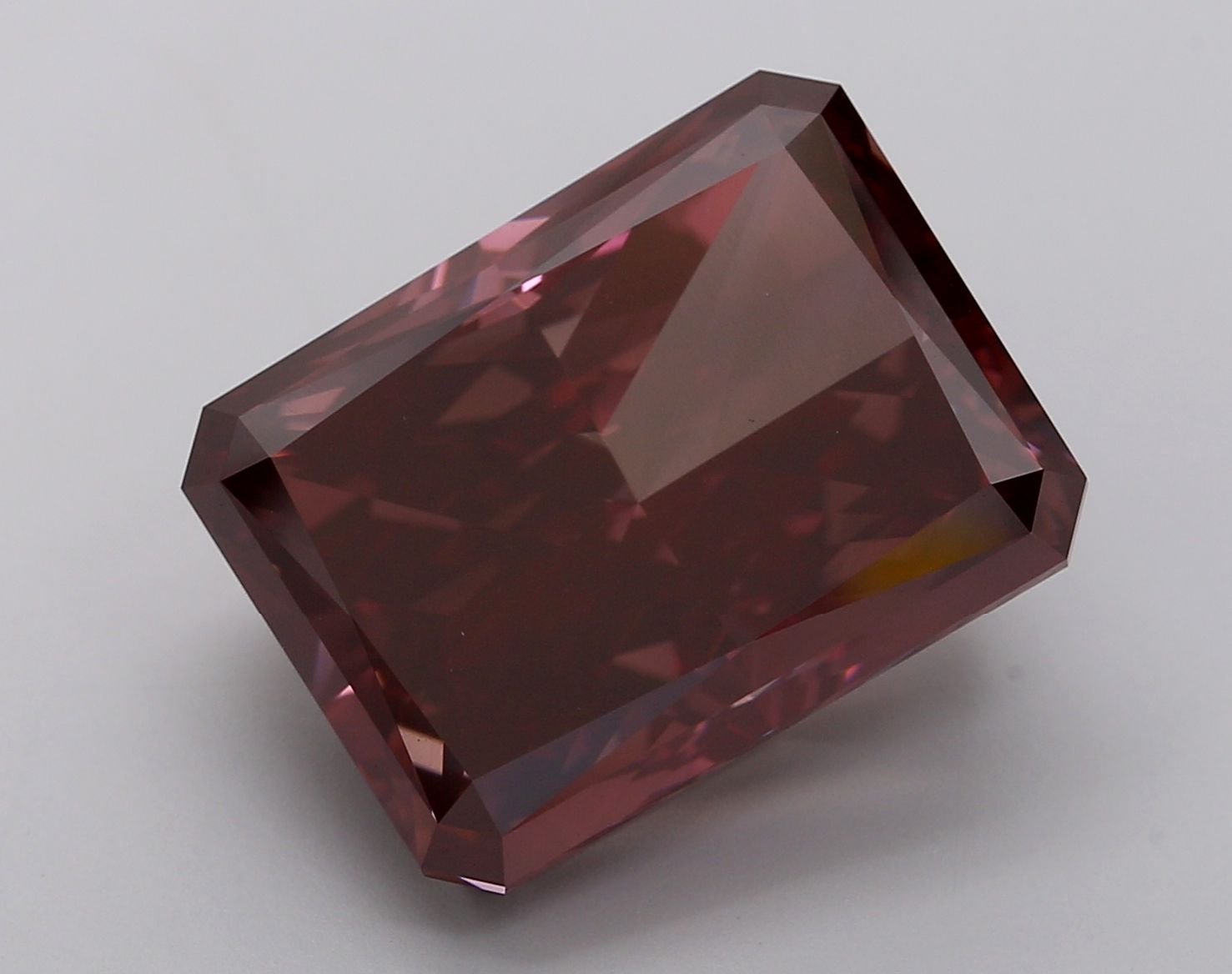 RADIANT Lab Grown Diamond