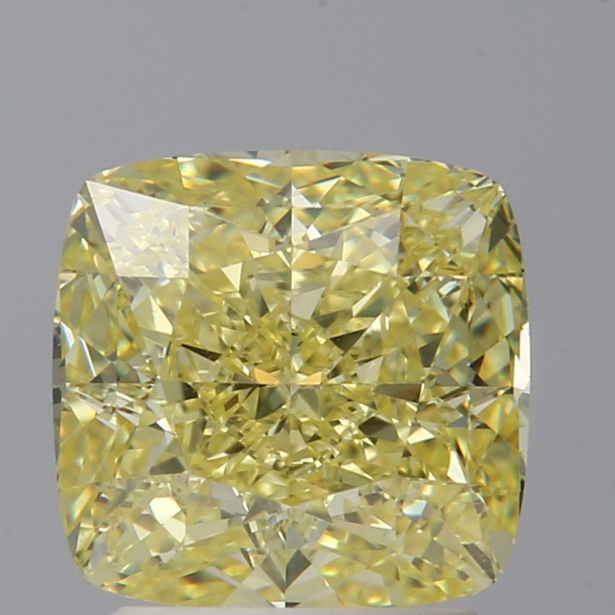 CUSHION BRILLIANT Natural Diamond