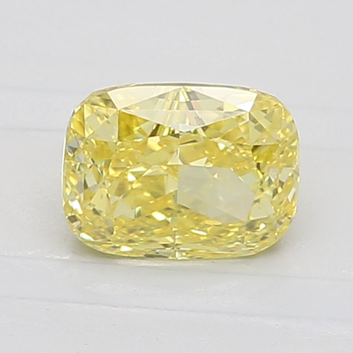 CUSHION BRILLIANT Natural Diamond