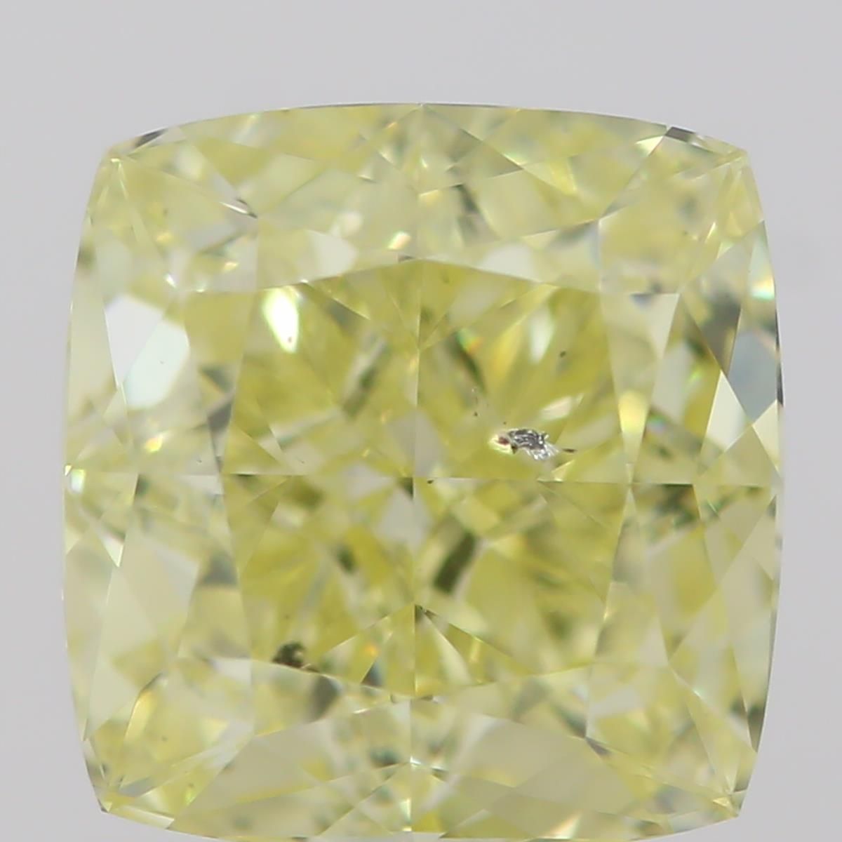 CUSHION BRILLIANT Natural Diamond