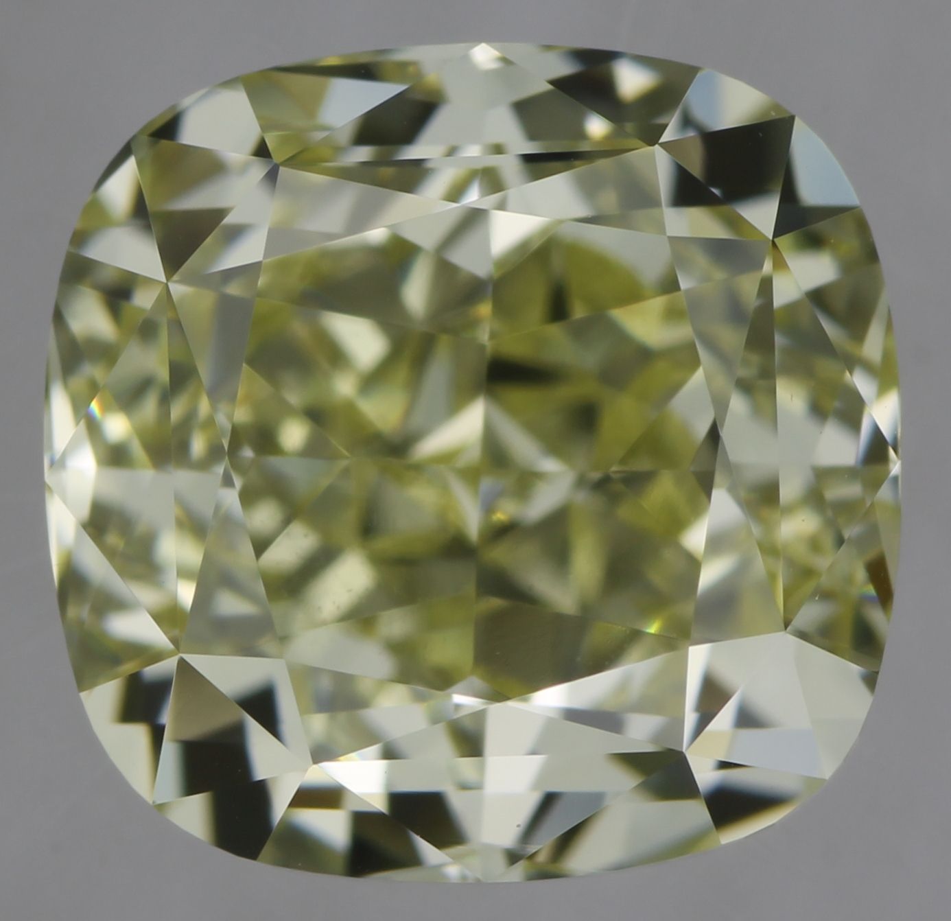 CUSHION MODIFIED Natural Diamond