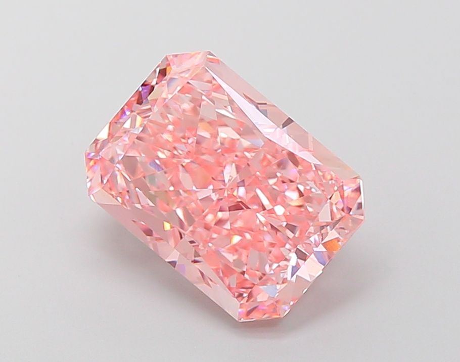RADIANT Lab Grown Diamond