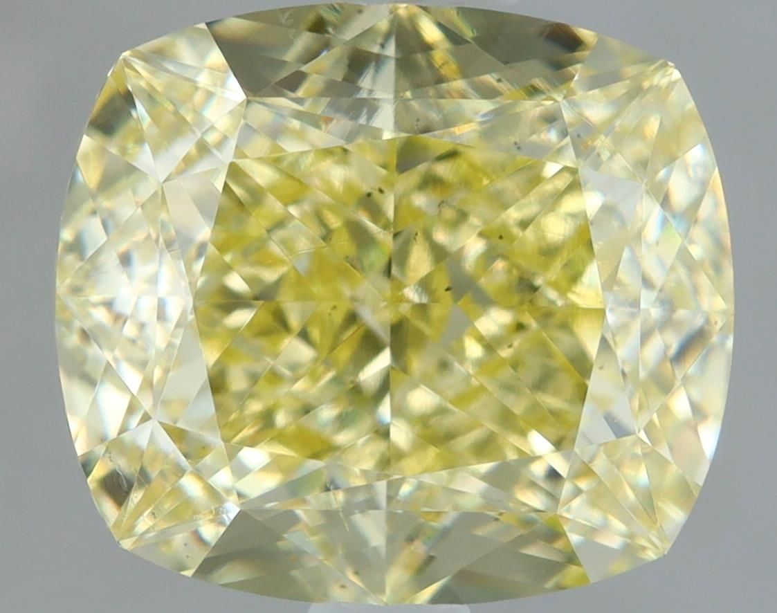 CUSHION BRILLIANT Natural Diamond