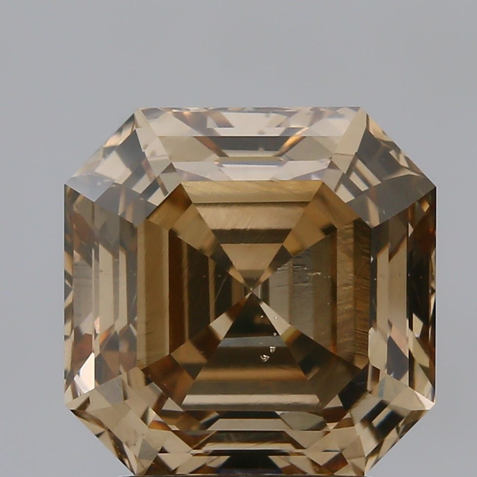 SQUARE EMERALD Natural Diamond