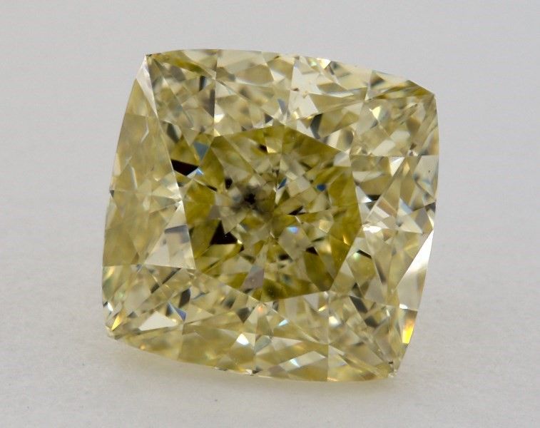 CUSHION BRILLIANT Natural Diamond