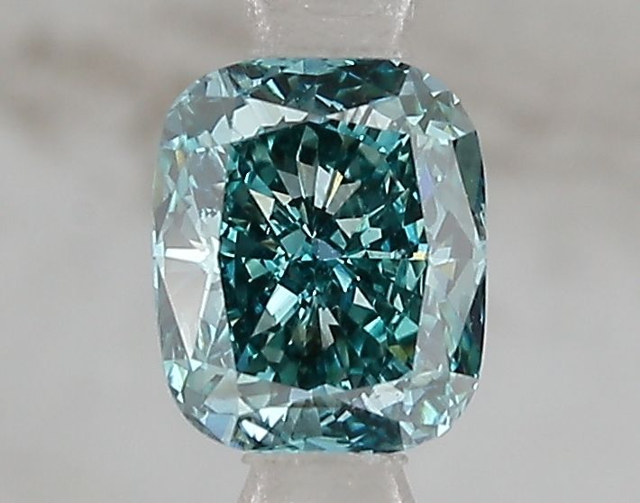 CUSHION BRILLIANT Lab Grown Diamond