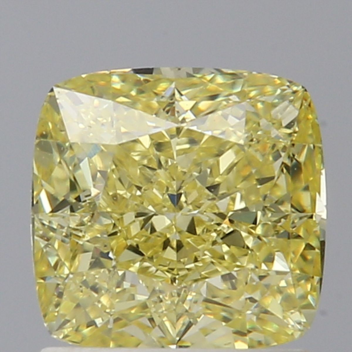 CUSHION BRILLIANT Natural Diamond