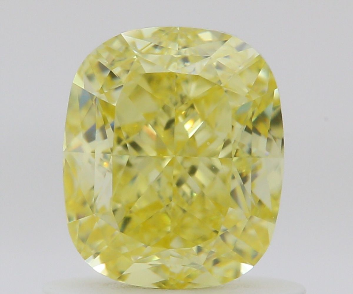 CUSHION BRILLIANT Natural Diamond