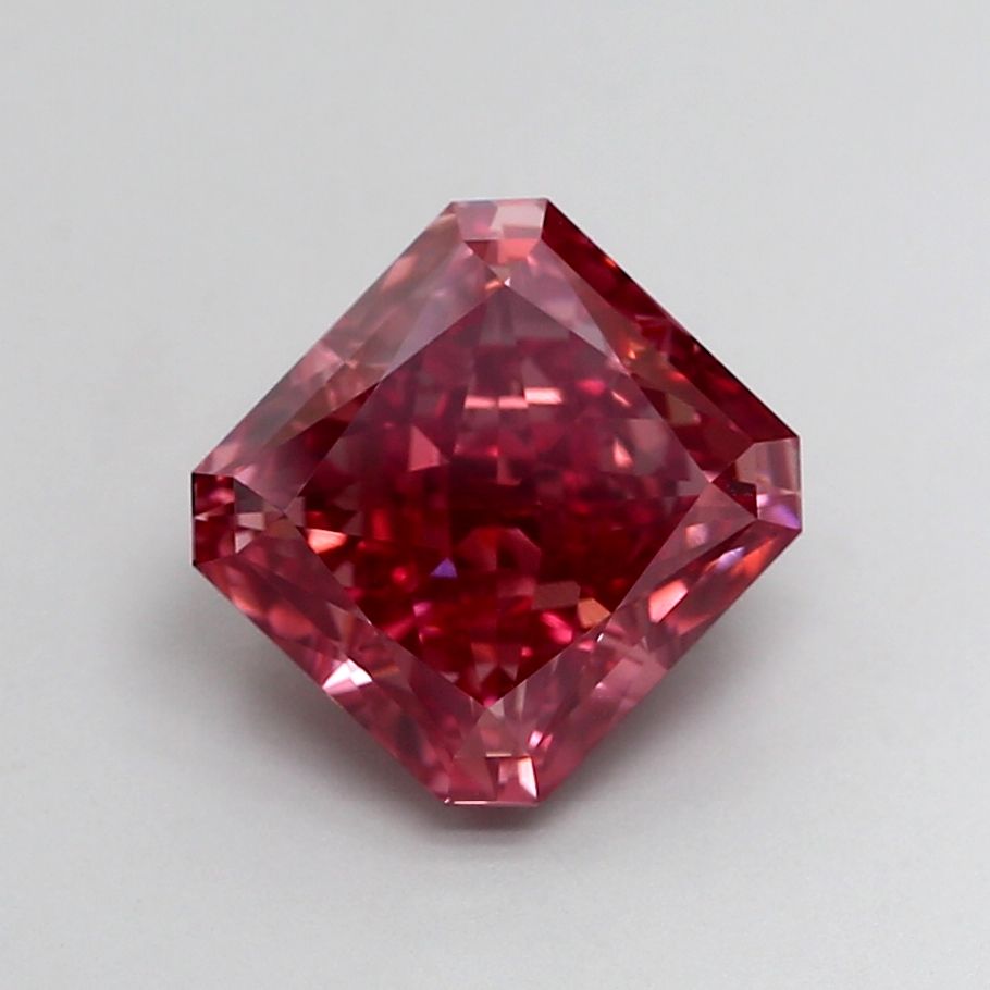 RADIANT Lab Grown Diamond