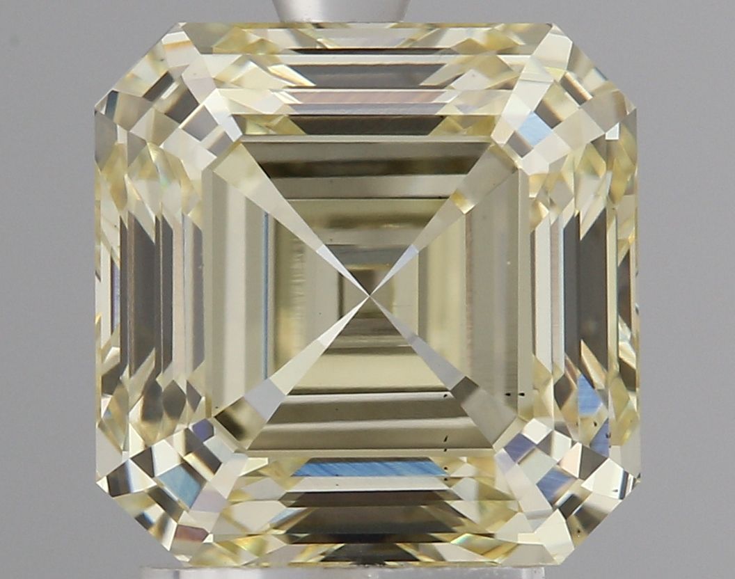 SQUARE EMERALD Lab Grown Diamond