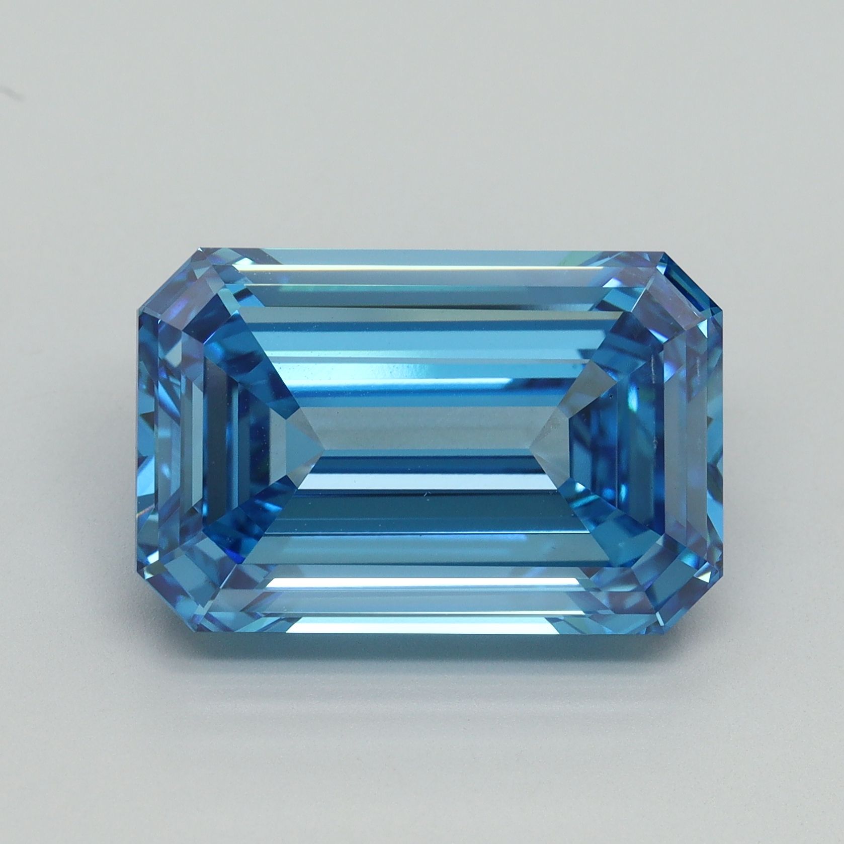 EMERALD Lab Grown Diamond