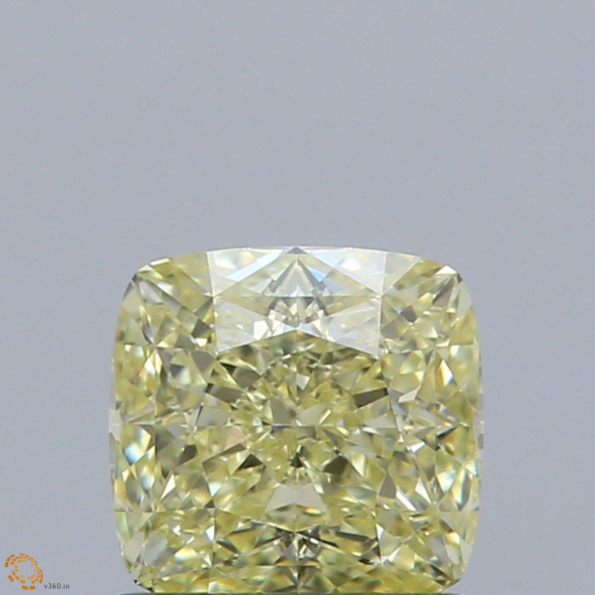 CUSHION BRILLIANT Natural Diamond