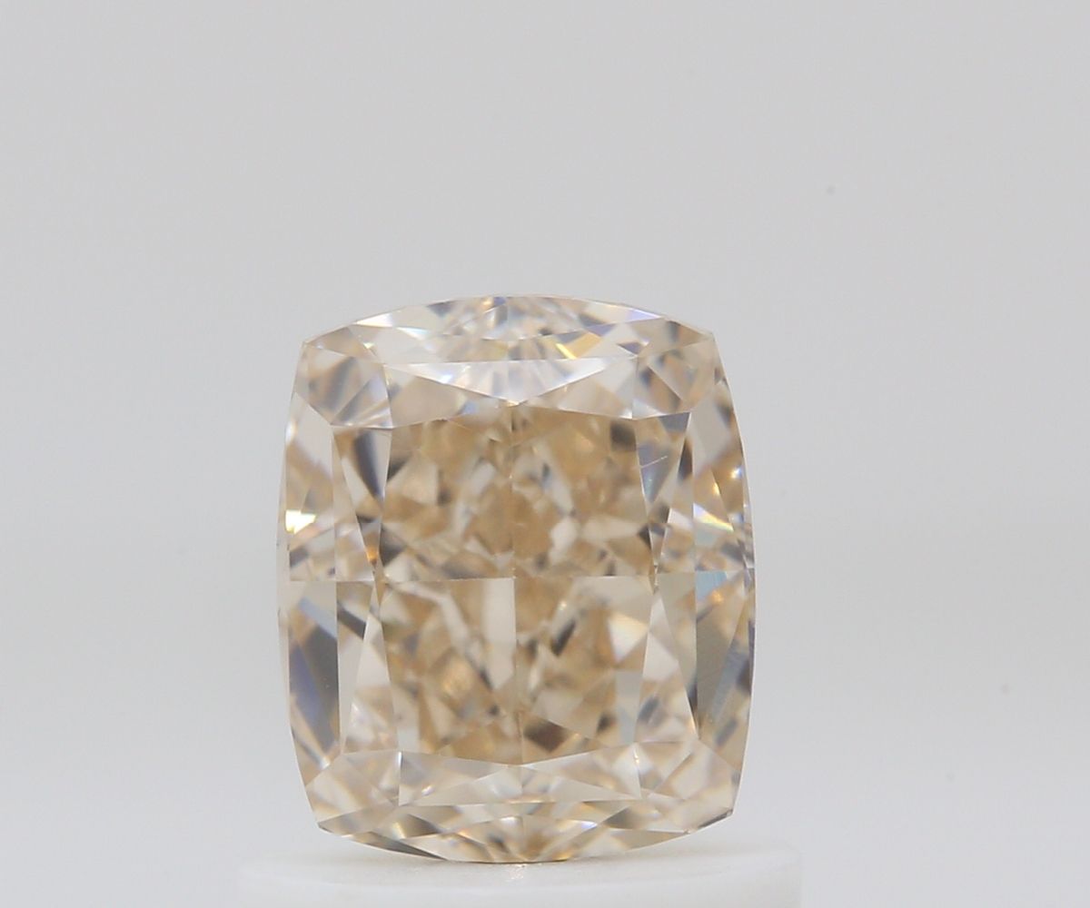 CUSHION BRILLIANT Natural Diamond